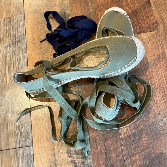 J.CREW Lace Up Espadrilles - Size 9 - Picture 6 of 7